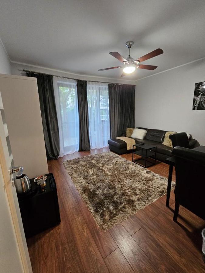 Royal Place 2 Bedrooms Wilanow Appartement